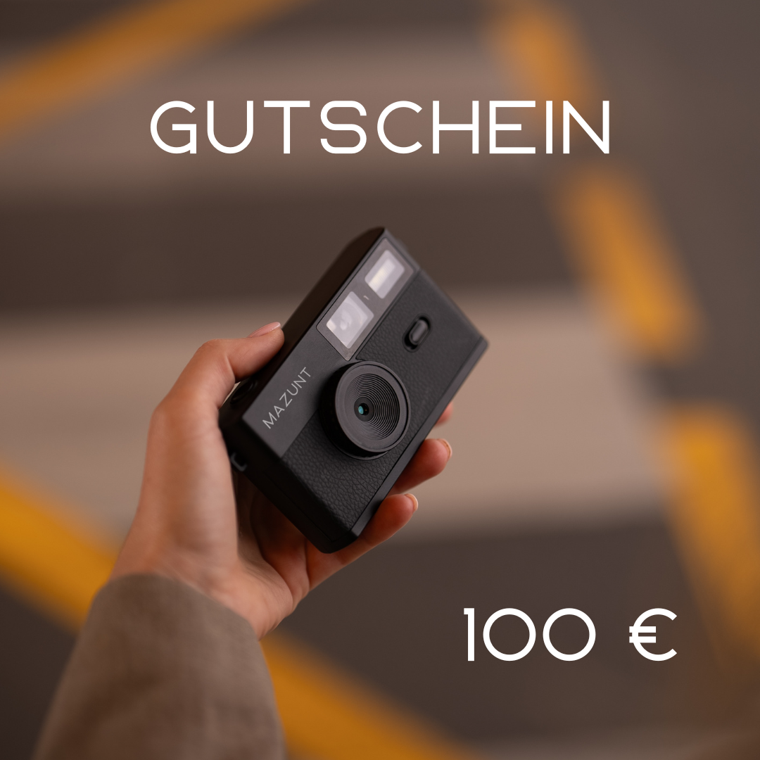 MAZUNT Geschenkgutschein – Gutschein Retro Digitalkamera als persönliches Geschenk